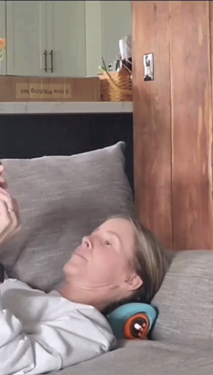 Best Pillow for Neck Pain: Top Picks and Buying Guide QuestProps
